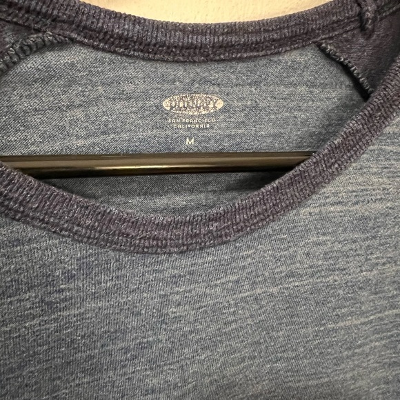 Mid-Length Sleeve Tee - Picture 3 of 3